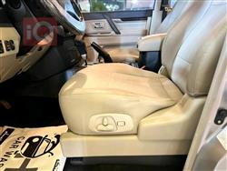 ميتسوبيشي باجيرو